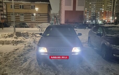 Audi A6, 1995 год, 490 000 рублей, 24 фотография