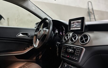 Mercedes-Benz GLA, 2014 год, 2 400 000 рублей, 14 фотография