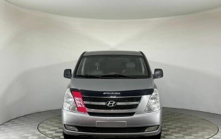 Hyundai Grand Starex Grand Starex I рестайлинг 2, 2014 год, 1 720 000 рублей, 2 фотография