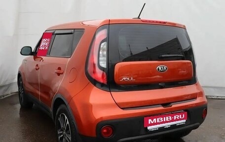 KIA Soul II рестайлинг, 2017 год, 1 749 000 рублей, 6 фотография