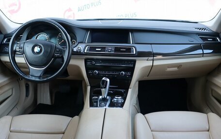 BMW 7 серия, 2013 год, 2 650 000 рублей, 10 фотография