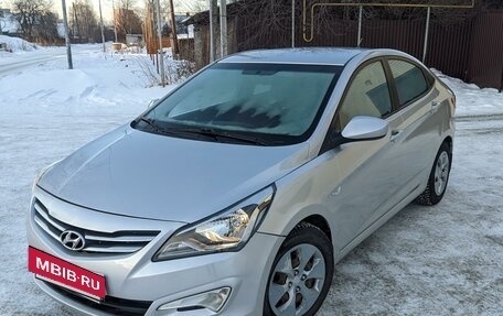 Hyundai Solaris II рестайлинг, 2014 год, 1 100 000 рублей, 3 фотография