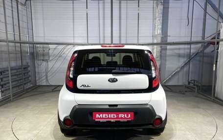 KIA Soul II рестайлинг, 2015 год, 1 099 000 рублей, 6 фотография