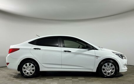 Hyundai Solaris II рестайлинг, 2015 год, 1 399 000 рублей, 4 фотография