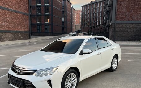 Toyota Camry, 2014 год, 2 180 000 рублей, 14 фотография