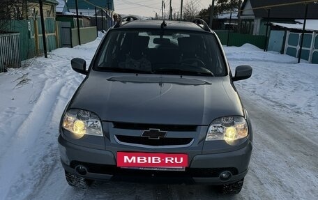 Chevrolet Niva I рестайлинг, 2016 год, 950 000 рублей, 2 фотография