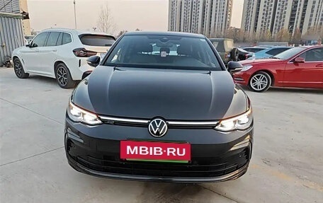 Volkswagen Golf VIII, 2021 год, 2 380 000 рублей, 2 фотография