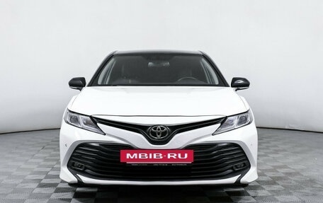 Toyota Camry, 2019 год, 2 150 000 рублей, 2 фотография