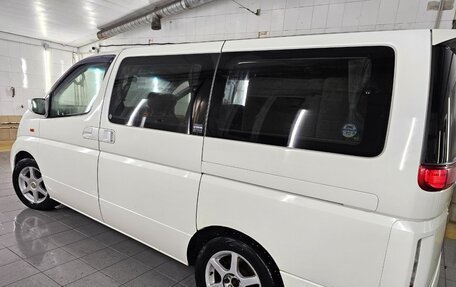 Nissan Elgrand III, 2004 год, 1 350 000 рублей, 5 фотография