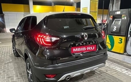 Renault Kaptur I рестайлинг, 2019 год, 1 670 000 рублей, 3 фотография