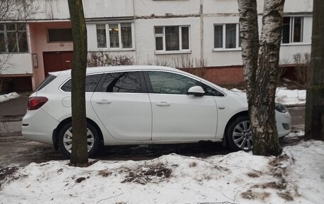 Opel Astra J, 2011 год, 830 000 рублей, 7 фотография