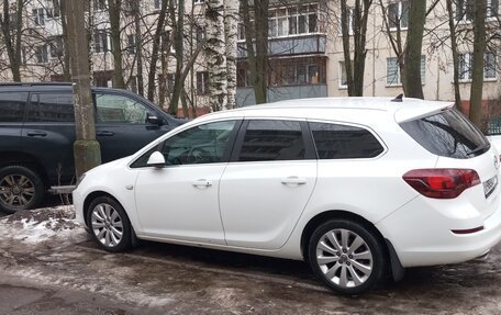 Opel Astra J, 2011 год, 830 000 рублей, 8 фотография