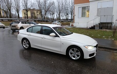 BMW 3 серия, 2013 год, 2 000 000 рублей, 2 фотография