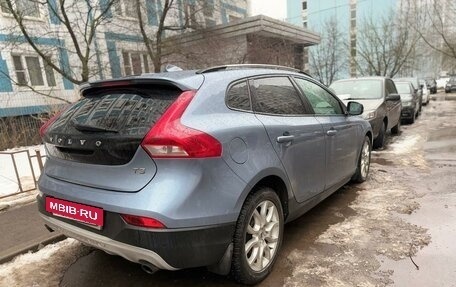 Volvo V40 Cross Country I, 2018 год, 2 300 000 рублей, 2 фотография