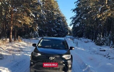 Toyota RAV4, 2016 год, 2 640 000 рублей, 3 фотография