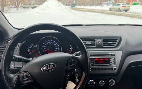 KIA Rio III рестайлинг, 2015 год, 1 060 000 рублей, 28 фотография