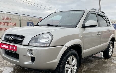 Hyundai Tucson III, 2008 год, 900 000 рублей, 2 фотография