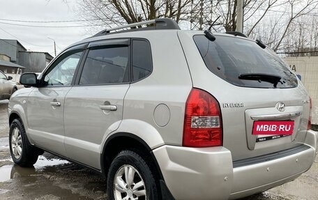 Hyundai Tucson III, 2008 год, 900 000 рублей, 4 фотография