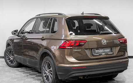 Volkswagen Tiguan II, 2019 год, 2 490 000 рублей, 7 фотография