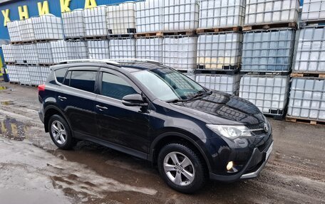 Toyota RAV4, 2015 год, 2 180 000 рублей, 2 фотография