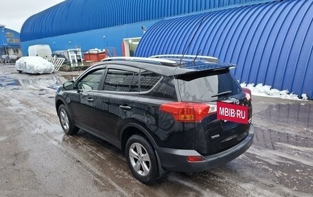 Toyota RAV4, 2015 год, 2 180 000 рублей, 3 фотография