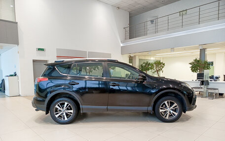 Toyota RAV4, 2018 год, 2 950 000 рублей, 4 фотография