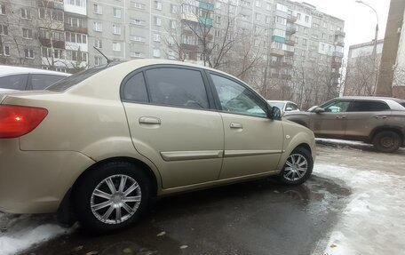 KIA Rio II, 2010 год, 750 000 рублей, 2 фотография