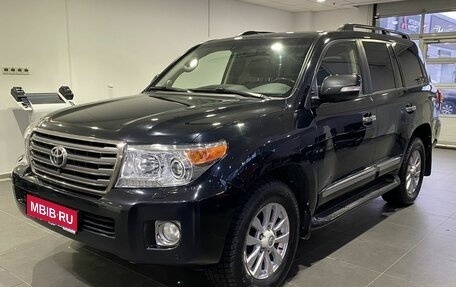 Toyota Land Cruiser 200, 2014 год, 3 819 000 рублей, 1 фотография