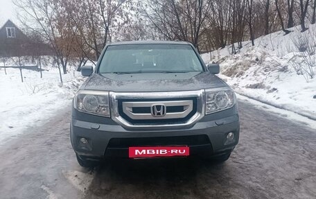 Honda Pilot III рестайлинг, 2008 год, 1 550 000 рублей, 2 фотография