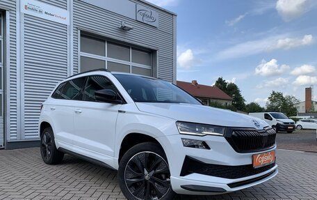 Skoda Karoq I, 2023 год, 4 220 000 рублей, 3 фотография