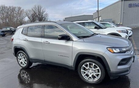 Jeep Compass II, 2022 год, 4 170 000 рублей, 3 фотография