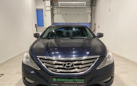 Hyundai Sonata VI, 2011 год, 1 100 000 рублей, 2 фотография