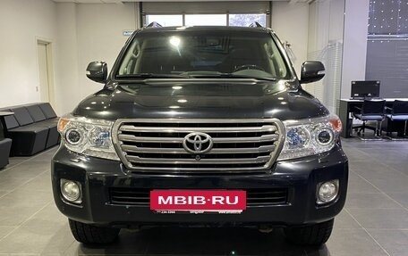 Toyota Land Cruiser 200, 2014 год, 3 819 000 рублей, 2 фотография