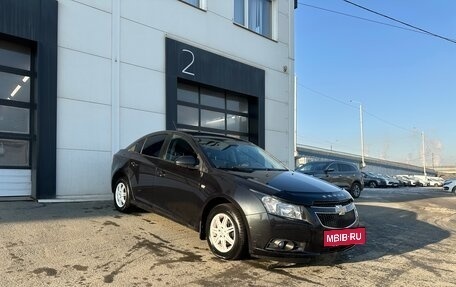 Chevrolet Cruze II, 2010 год, 600 000 рублей, 3 фотография