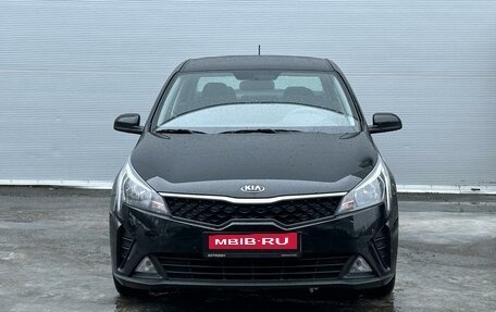 KIA Rio IV, 2021 год, 1 825 000 рублей, 3 фотография