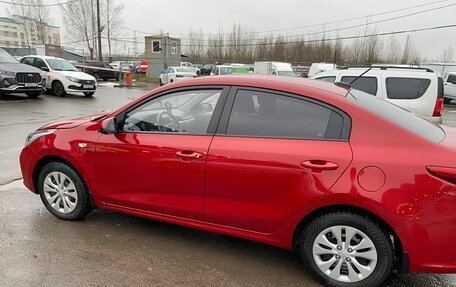 KIA Rio IV, 2018 год, 1 500 000 рублей, 3 фотография