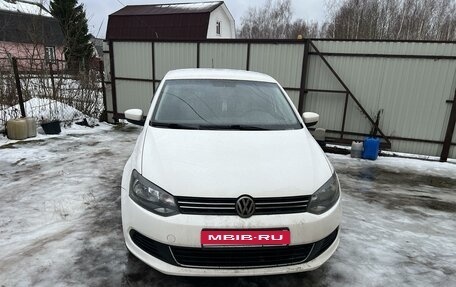 Volkswagen Polo VI (EU Market), 2013 год, 800 000 рублей, 1 фотография