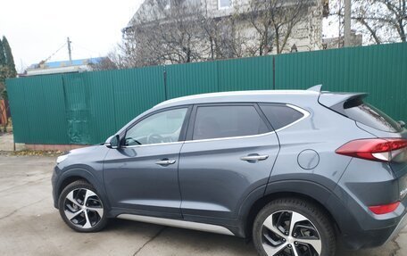 Hyundai Tucson III, 2018 год, 2 500 000 рублей, 13 фотография