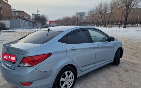 Hyundai Solaris II рестайлинг, 2012 год, 1 049 000 рублей, 3 фотография