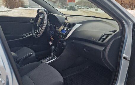 Hyundai Solaris II рестайлинг, 2012 год, 1 049 000 рублей, 13 фотография