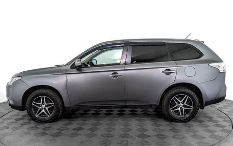 Mitsubishi Outlander III рестайлинг 3, 2012 год, 1 490 000 рублей, 8 фотография