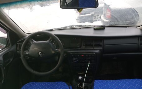 Opel Vectra B рестайлинг, 2001 год, 185 000 рублей, 2 фотография