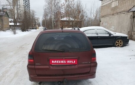 Opel Vectra B рестайлинг, 2001 год, 185 000 рублей, 8 фотография