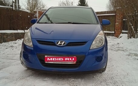 Hyundai i20 IB рестайлинг, 2010 год, 745 000 рублей, 3 фотография