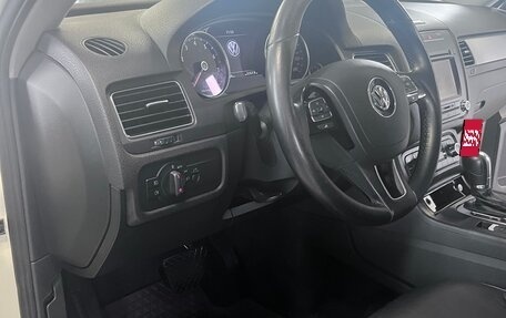 Volkswagen Touareg III, 2011 год, 2 150 000 рублей, 18 фотография