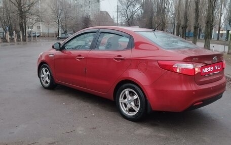 KIA Rio III рестайлинг, 2014 год, 1 150 000 рублей, 5 фотография