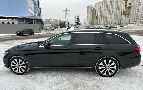 Mercedes-Benz E-Класс, 2017 год, 3 650 000 рублей, 12 фотография