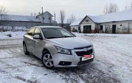 Chevrolet Cruze II, 2010 год, 540 000 рублей, 5 фотография