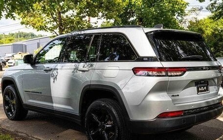 Jeep Grand Cherokee, 2023 год, 8 284 000 рублей, 3 фотография