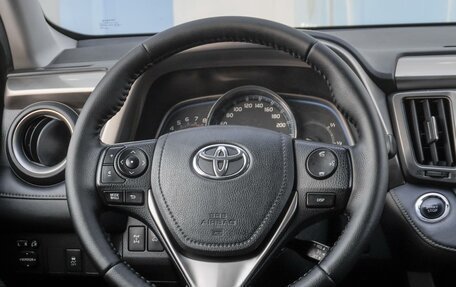 Toyota RAV4, 2013 год, 1 999 000 рублей, 13 фотография